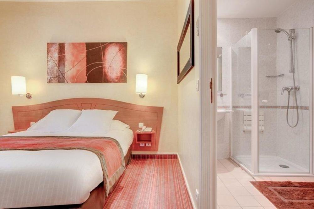 Europe Eiffel Hotel 3*